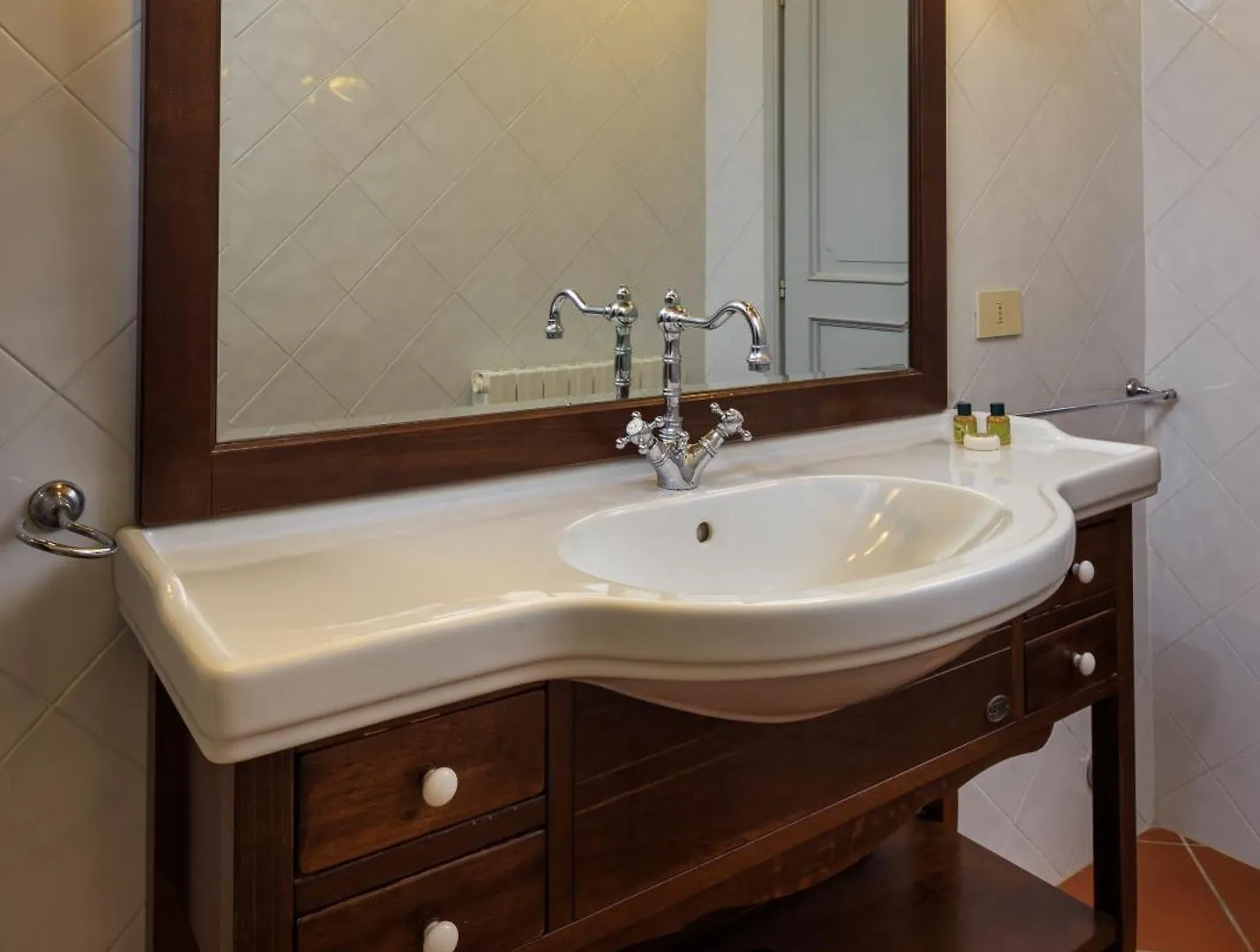 Le Filigare Winery & Accomodation In Chianti San Donato in Poggio Italien