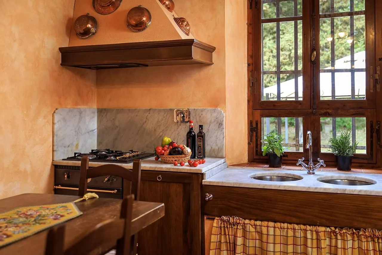 Le Filigare Winery & Accomodation In Chianti San Donato in Poggio